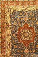 TÄbriz Alt, Persien, um 1920, Wolle auf Baumwolle, ca. 335 x 250 cm, SchÄtzwert: 2200.- EURO, EHZ: 3. Dekorativer KnÜpfteppich in herrlicher ...
