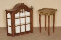 Beistelltisch, Frankreich, um 1890, Nußbaum, z.T. massiv, gedrechselte Beine, gerillt, eckige Platte mit Messinggalerie, Beine mit ...