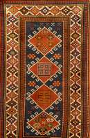 Lombalo Kazak, Kaukasus, um 1900 Antik, Wol le auf Wolle, ca. 206 x 121 cm, SchÄtzwert: 39 00,- EURO, Ehz: 4. Typisch fÜr solche Lombalos die ...