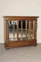 Vitrine, deutsch, um 1890, Korpus Weichholz, Buche und Eiche massiv, Eichefurnier, 3-fach vertikale Einteilung, Schubladen, facettiertes Glas, ...