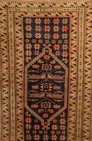 Yagcibidir, TÜrkei, ca. 50 Jahre, Wolle auf Wolle, ca. 190 x 107 cm, SchÄtzwert: 980.- EURO, EHZ: 2-3. Naturfarben.