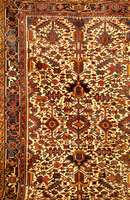 Heriz, Persien, ca. 60 Jahre, Wolle auf Baumwolle, ca. 324 x 222 cm, SchÄtzwert: 1200.- EURO, EHZ: 4, leichter Mottenfraß. SchÖ ner ...