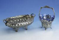 ZierhenkelkÖrbchen, Hanau um 1900, 800er Silber, reiner, floraler Jugendstil, mit LilienblÜten- und blÄttern, Überaus ele- gante ...