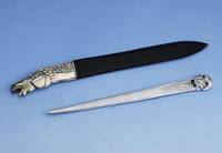 BriefÖffner aus Aluminium, um 1900, bez. E. GyÖrffy 6 Co., Abschluß mit Maskeron, Aluminum war frÜher sehr teuer