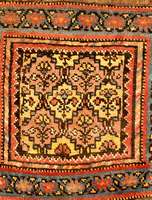 Gendje Antik, Zentralkaukasus, 19. Jahrhundert, Wolle auf Wolle, ca. 52 x 52 cm, Schätzwert: 1500.- EURO, EHZ: 2, sehr guter zu stand, Sammlerstück