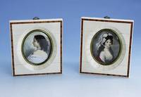 Konvolut 2 Miniaturen nach 1950, Darstel- lung: KÖnigin Luise von Preußen, Kaiserin Eugenie nach dem Aussehen von 1865, Maße ca. 13.5 x 11.5 cm