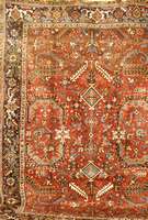 Heriz, Persien, um 1940, Wolle auf Baumwolle, ca. 323 x 243 cm, Schätzwert: 3500.- EURO, EHZ: 2, guter Erhaltungszustand. Schöner durchgemusterter ...
