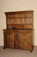 Kannenstock, deutsch/wohl Westfalen, um 1760/80, Eiche massiv, auf Kufen, diese wohl erneuert, 2-tÜrig mit kassettierten FÜllungen, 1 Schublade, ...