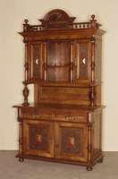 Aufsatzbuffet, deutsch, um 1880, GrÜnderzeit , Korpus Weichholz, Nußbaumfurnier, auf KugelfÜßen, seitlich gedrechselte VollsÄulen, 2 TÜren ...