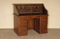 RollbÜro, deutsch, um 1900, Eiche massiv, Rollteil geschwungen, Unterteil mit mehreren Schubladen, eine große Schublade fÜr Ordner, rundum mit ...