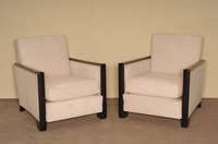 Paar ArtDeco-Sessel, Frankreich, um 1920, Hartholz schwarz glÄnzend gefaßt, in handwerklich traditioneller Art mit pflegeleichtem cremefarbenem ...