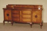 Sideboard, deutsch, um 1910, Korpus Hartholz, Kirschbaum massiv, Kirschbaumfurnier, z.T. gespiegelt verlegt, Chippendalestil, 6 Blendschubladen, 4 ...