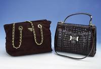 Krokodilleder-Handtasche, hellbraun/dunkel- braun, schÖne Struktur, z.T. poliert, 80er Jahre, Wildleder-Innenfutter, Innen- unterteilung, l. ...