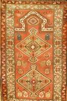 Karabagh Gebetsteppich, Kauakasus, um 1890, Wolle auf Wolle, ca. 127 x 80 cm, SchÄtzwert: 1500.- EURO, EHZ: 3. Sehr Selten als Gebetstep pich.
