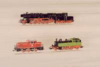 Diesel-Lok, MÄrklin, 1985-86, Spur HO, Nr. 3665, rot, fÜr Einsatz im Digital-System, l. bespielt, Fkt. nicht geprÜft, im orig. Karton