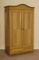 Kleiderschrank, deutsch, um 1900, Barockstil, Korpus Weichholz, komplett auf Rahmen gearbeitet, Nußbaumfurnier, fischgrÄtenÄhnlich verlegt, ...