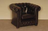 Chesterfield-Sessel, wohl England, 50er/60er Jahre, braunes Leder von guter QualitÄt, RÜcken und Seiten genoppt und geheftet, loses Kissen, ...