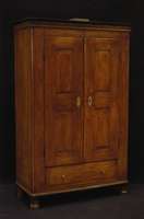 Schrank, um 1850/60, Ahorn massiv, zweitÜrig , Sockelschublade, sogenannter Spaltschrank, zerlegbar, ohne Schloß, AltersschÄden, ca. 184 x120x53 ...