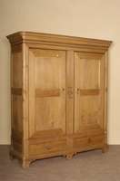 Schrank, deutsch, um 1830, Barock, Biedermeier, Eiche massiv, natur, mit sehr schÖner Maserung, zweitÜriges MÖbel mit 4 abgesetzten FlÄchen, ...