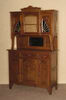Buffet, Belgien, um 1920, Jugendstil, Weichholz und Eiche massiv, Eichefurnier, Oberteil dreitÜrig, MitteltÜr als Vitrinenteil , zwei kleinere ...