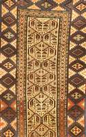 Belutsch, Persien, um 1940, Wolle auf Baumwolle, ca. 336 x 91 cm, SchÄtzwert: 1200.- EURO, EHZ: 3-4, Seltenes Maß, Datiert.