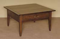 Couch- bzw. Beistelltisch, England, im Stil von 1910, Eiche massiv, 1 Schublade, Gebrauchsspuren, wohnfertig, ca. 51x90x90 cm