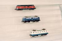 E-Lok, MÄrklin, 1965, Spur HO, Nr. 3039, blau, l. bespielt, l. Lackabplatzungen, intakt (in der Mitte)