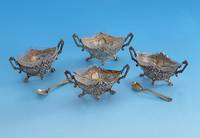4 SalzschÄlchen mit LÖffel, deutsch, Bruck- mann & SÖhne, Heilbronn, 800er Silber (1 x 930er Silber) um 1880, Orig.-GlaseinsÄtze, ...