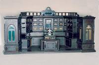 Großer Puppen-Kaufmannsladen, deutsch, um 1880/90, Front Eiche massiv, dunkel gebeizt, RÜcken Buche, 18 kleine Schubladen, Schilder ohne ...