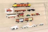 Konvolut MÄrklin, Spur HO, 90er Jahre - 2000 , bestehend aus exklusiven Sondermodellen, einmalige Anfertigung, Nr. 46972 Flachwagen Radlader, ...