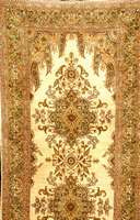 Istanbul Seide fein sign, TÜrkei, ca. 40 Jahre, reine Naturseide, ca. 161 x 73 cm, SchÄtzwert: 3800.- EURO, ca. 900.000 Kn/qm, EHZ: 2. ...
