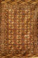 Buchara, Turkmenistan, um 1900, Wolle auf Wolle, ca. 136 x 105 cm, SchÄtzwert: 1800.- EURO, EHZ: 3. Antik