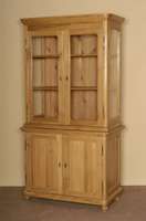 Vitrinenaufsatzschrank, wohl um 1860/70, Weichholz, Inneneinteilung sekundÄr, restaurierter wohnfertiger Zustand, gefÄllige Form mit guten ...