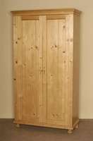 Schrank, wohl um 1890/1900, Weichholz, geradlinige Formgebung, zierliche Abmessungen und daher vielseitig einsetzbar, ca. 190x106x48 cm