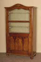 Glasschrank, um 1870, Kirschholz massiv, eintÜrig, teilverglast (altes Glas), Alters- und Gebrauchsspuren, ohne SchlÜssel, ca. 175x101x47 cm