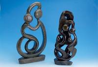 Skulptur aus Serpentin "Familie", braun-schwarzer Serpentin, Darstellung von Eltern mit 2 Kindern, Einigkeit und Harmonie, in sich ...