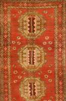 Kazak Antik, Kaukasus, um 1910, Wolle auf Wolle, ca. 210 x 125 cm, Schätzwert: 2900.- EURO, EHZ: 2-3, Altersbedingt gut erhalten. Ei n etwas ...