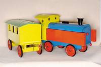 Holzeisenbahn fÜr Kinder, 80er Jahre, bunt staffiert, mit Lok, Kipplore und Personenwagen , bespielt, sammelw.