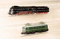 E-Lok, MÄrklin, 1955-57, Spur HO, sogen. Bullaugen-Lok, Nr. 3012, Aufschrift SEH 800, MetallzahnrÄder, intakt, bespielt, sammelwÜrdig (unten)