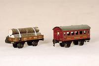 GÜterwagen, MÄrklin, Spur 1, um 1910/20, Niederbordwagen mit Holzladung, altersbed. guter Zustand, bespielt, sammelw.