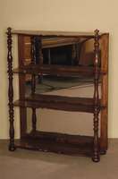 Etagere, deutsch, um 1870, Louis Philippe, Mahagoni massiv, z.T. Mahagonifurnier, Ablage getragen von gedrechselten SÄulen, RÜckwand ...