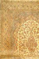 Kerman Lawer sig.(Arjmand),(Us-Re Import), SÜdpersien, um 1920 alt, Wolle auf Baumwolle, ca. 425 x 300 cm, SchÄtzwert: 8900.- EURO, EHZ : 2 ...