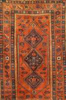 Bidjar alt, Persien, um 1920, Wolle auf Wolle, ca. 206 x 123 cm, SchÄtzwert: 980.- EURO, Ehz: 4 (kleines Loch)