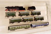 Konvolut MÄrklin, 40er-60er Jahre, Spur HO, bestehend aus: 2 Dampfloks, 1 x DA 800, 1 x 89028, dazu Nr. 4080, 4067, 4079, 2 x 4002, 2 x 329/1, ...