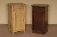 NachtschrÄnkchen, deutsch, um 1910, Weichholz massiv, kleine TÜr und Schublade, gelaugt, geschliffen und gewachst, Gebrauchsspuren, ca. 81x42x38 ...