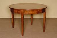 Runder Ausziehtisch, im Biedermeierstil, Kirschbaum massiv, Kirschbaumfurnier, unter Verwendung alter Teile, 4 Einlegeplatten von jeweils 65 cm, ...