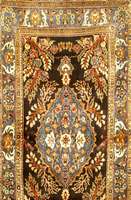 Mehraban, Persien, ca. 40 Jahre, Wolle auf Baumwolle, ca. 255 x 131 cm, EHZ: 2, Sehr gute r Erhaltungszustand. Seltenes Motiv, SchÄtzwe rt: 2200,- ...