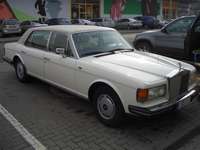 Rolls Royce Silver Spur, Bj: 1990, ca. 44.000 km, 177/241 kW/PS, 8-Zylinder, Austattung: weiss, Leder hell-beige, Katalysator (Schadstoffklasse E2), ...