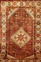 Hosseinabad alt, Persien, ca. 50 Jahre, Wolle auf Baumwolle, ca. 356 x 216 cm, SchÄtzwert: 1800.- EURO, EHZ: 2-3, schÖne glan zreiche Wolle. Die ...