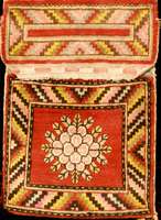 Khotan Satteltasche, China, um 1900, Wolle auf Baumwolle, ca. 125 x 55 cm, SchÄtzwert: 1200.- EURO, EHZ: 3, guter Zustand, selten und ...